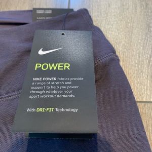 nike epic lux tight fit leggings